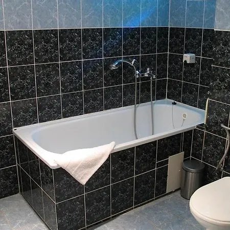 בית הארחה Restauracia & Baranok 3*