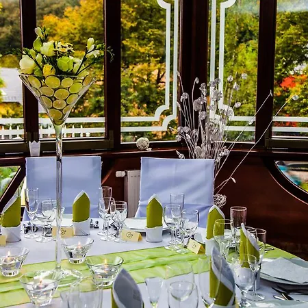 Restauracia & Baranok 3*